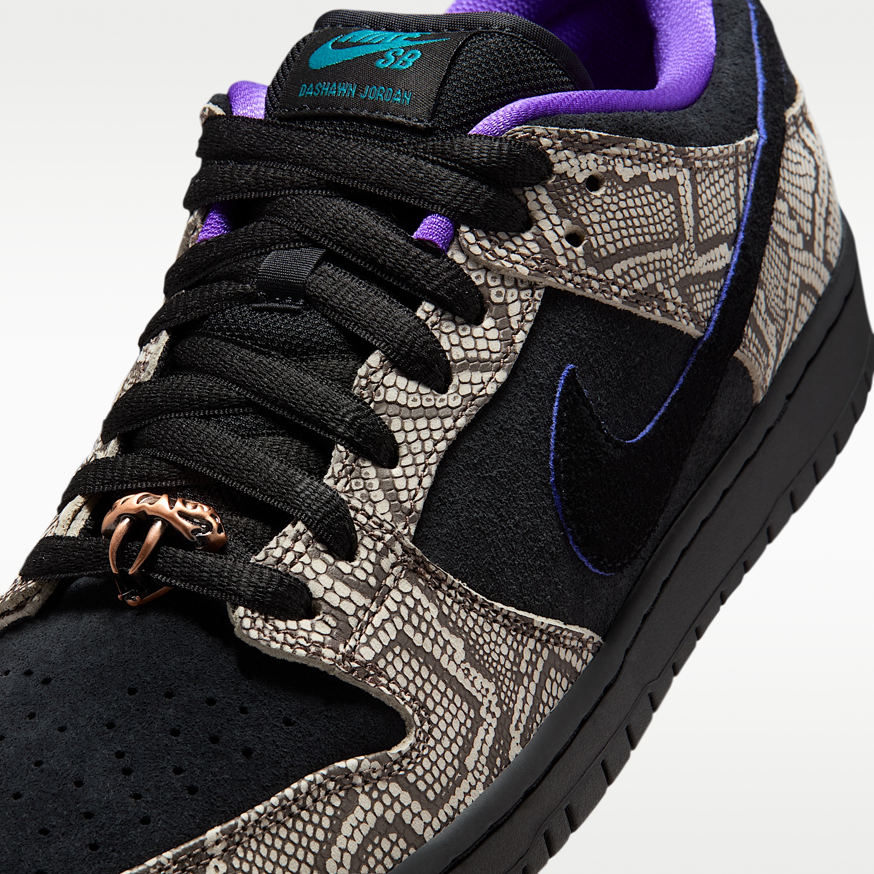 Dashawn Jordan x Nike SB Dunk Low | IB6208-200 | Grailify